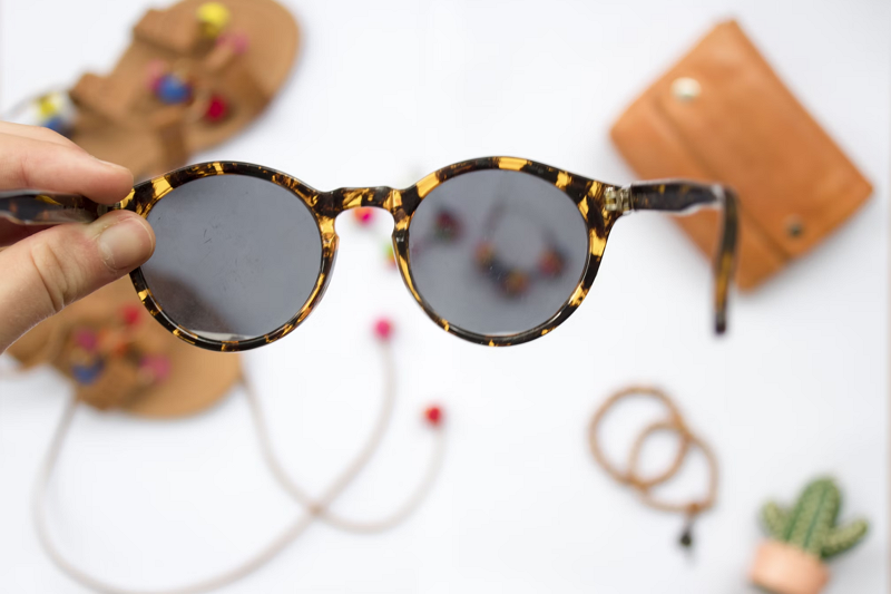 How To Properly Keep Sunglasses?
