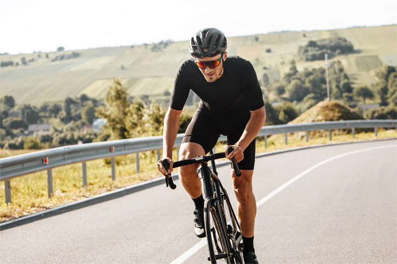 Why Do Cycling Glasses Need Lightweight Design?