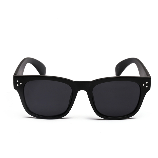 XS-DM6112 Vintage Retro Sunglasses Black Frame Stylish Sunglasses Man Distributor