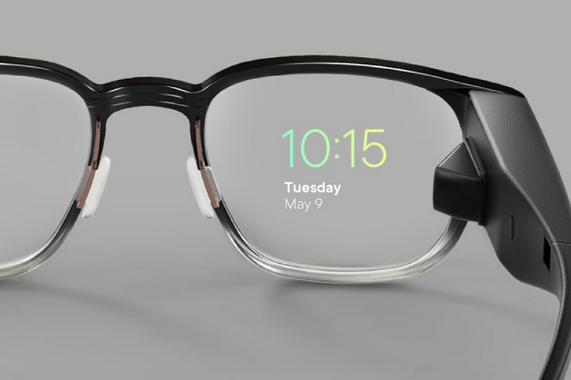 The Development And Application Of Smart Glasses Technology